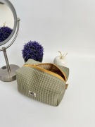 Quilted Essential Boxy Pouch - Waffle fabric (pastel green color)
