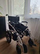 Elektryczny wózek inwalidzki, balkonik, chodzik