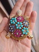 Pięknie zdobiona w stylu vintage broszka