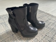 kozaki ocieplane na platformie Marco Tozzi roz 36