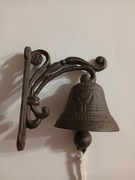 Dzwonek żeliwny do powieszenia całkowita wysokość że sznurkiem 25 cm 