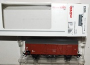 MARKLIN wagon ze śladami  H0 