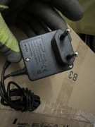 Nowa Ładowarka Nokia dla starych modeli 3210, 3310, etc.