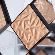 Puder Rozświetlający Golden Glow Mary Kay Nowość