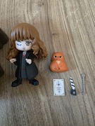 Magiczna kapsuła Harry Potter Hermiona z kotem i akcesoriami 