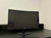 Monitor gamingowy AOC 27 cali (zakrzywiony ekran)