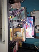 Figurka Toji i Funko Pop Shigaraki Tomura.