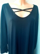 Duża Czarna Sukienka Maxi z Falbaną Duży Rozmiar 50/52