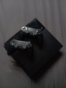 Konsola PlayStation 4 
