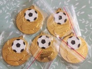 Medale "Piłka Nożna" metalowe zw kolorze złotym 5 szt