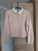 Sweter damski różowy z białym kołnierzykiem z perełkami mięciutki