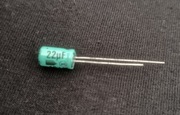Kondensator elektrolityczny 22 uF 16 V - 10 sztuk