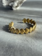 Bransoletka muszle złota wsuwana