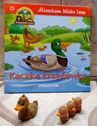 Przyjaciele z lasu - (25) KACZKA - Mieszkam blisko lasu + 2 FIGURKI