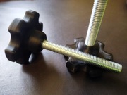 Śruba mocująca Thrustmaster T150 T248 T300 T500 TMX TM T80