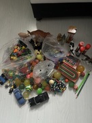 Duży zestaw zabawek dla dzieci, na prezent; klocki, figurki, auta, piłki