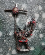 Chaos warrior standard bearer metal warhammer 4ed