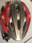 Kask rowerowy młodzieżowy. 