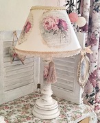 Lampa stołowa vintage róże