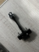 Ogranicznik drzwi tył tylnych Fiat Bravo 2