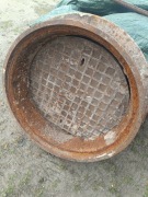 Studzienka żeliwna drogowa 