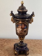 Wyjątkowa czeska amfora porcelanowa – ręcznie malowana, złocona