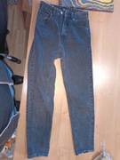 Fajne spodnie jeansy ZARA