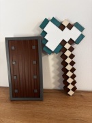 Zestaw Minecraft Topór i tarcza. Axe Minecraft 30cm