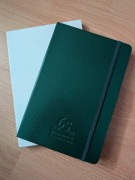 Zielony notes A5 w linie, z gumką