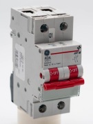 Rozłącznik główny GE AST M 2P 40A