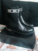 Buty  kozaki  DKNY  rozmiar 40 