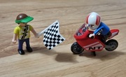 Playmobil chłopcy z motorem wyścigowym 70425