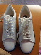 Buty sznurowane 