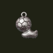 Brelok do Kluczy Srebrna Piłka z Butem