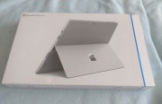 Microsoft Surface Pro 4 1724 ZADBANY Z PRYWATNYCH RĄK SZANOWANY STAN SUPER