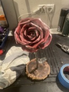 Róża z metalu wykonywana na zamówienie