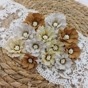 Kwiaty z tkaniny ręcznie robione A21