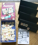 Gra Rummy rummikub. Klasyczna z plastikowymi płytkami