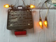 Zestaw kierunkowskazów z uchwytem na tablicę rejestracyjną