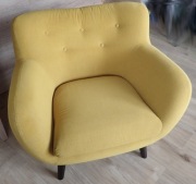 Fotel tapicerowany FINKA PIK - używany