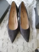 Madeleine piekne skorzane czolenka ,nowe rozmiar 38