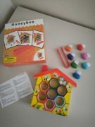Montessori drewniany ul z pszczółkami do sortowania plaster miodu sorter 