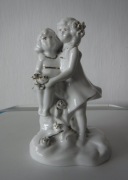 Piękna wysokiej jakości złocona figurka porcelanowa zobacz 