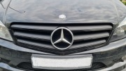 Grill atrapa Mercedes W204 czarny
