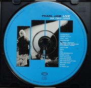 Pearl Jam – Live On Two Legs     CD Digipak  alternative rock,grunge  US
