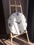 Zegar ścienny z żywicy epoksydowej