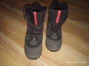 Buty firmy Quechua Waterproof. Rozmiar 35
