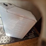 Pralka odtrierana od gory Electrolux