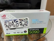 RTX 5090 ROG Astral OC White 