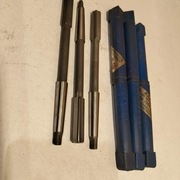 Rozwiertak fi14mm H7 ze stożkiem.